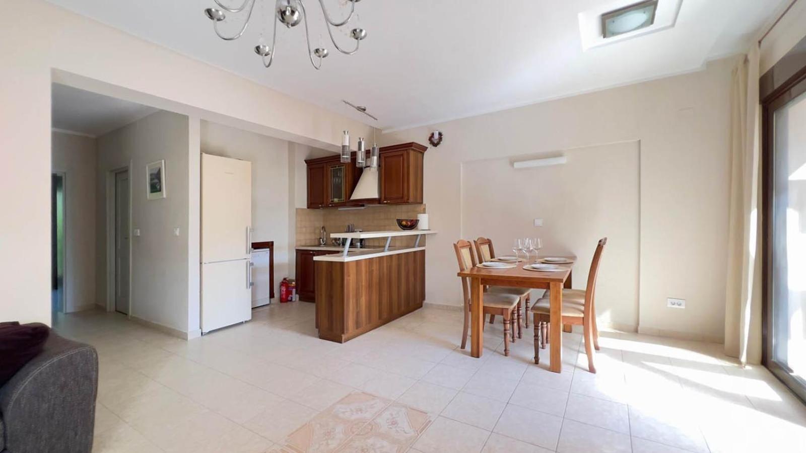 Villa Risan Apartments Exterior photo